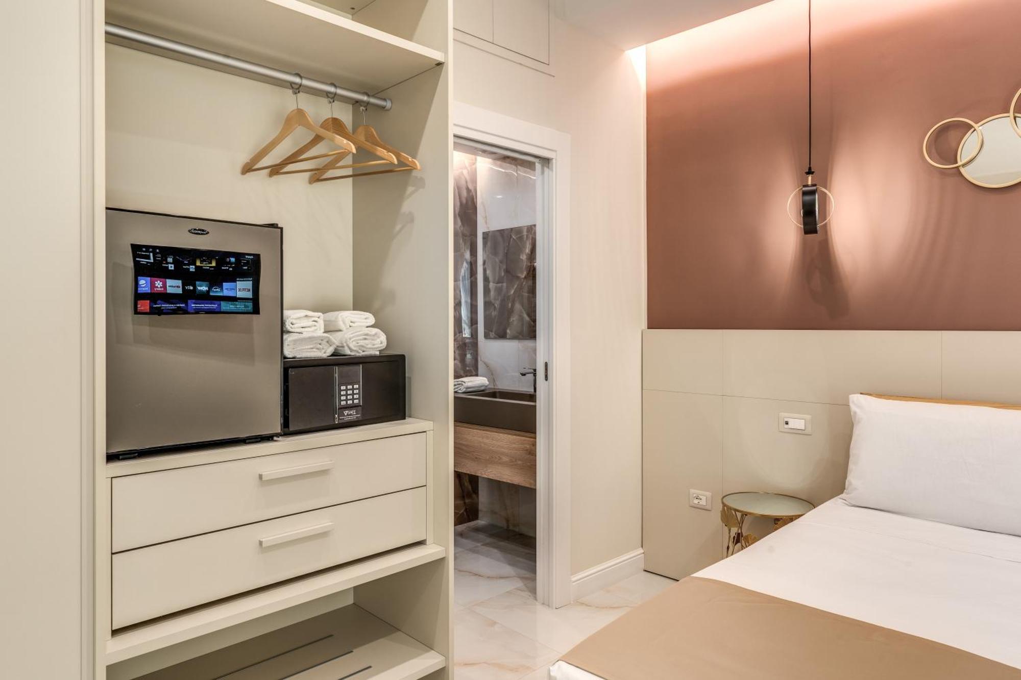 Le Stanze Di Venere Hotel Naples Exterior photo
